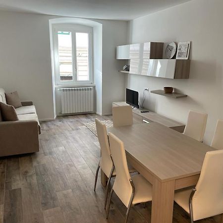 Casa Vacanze Ginevra 1 Trieste Ngoại thất bức ảnh