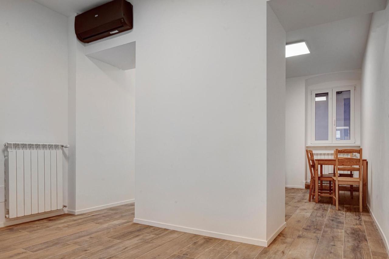 Casa Vacanze Ginevra 1 Trieste Ngoại thất bức ảnh